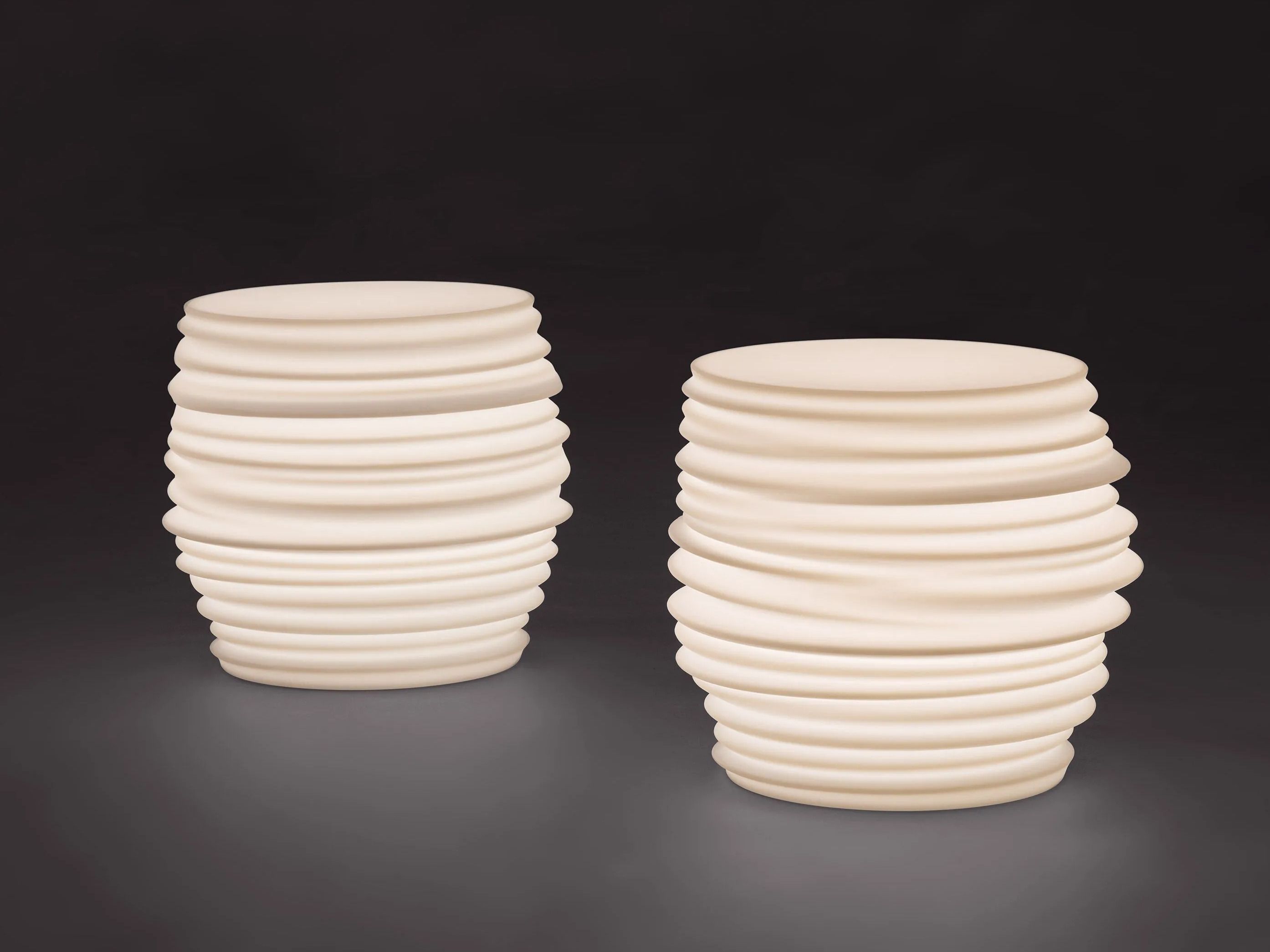 Полиэтилен круглый светящийся садовый столик DEDON Вавилон ARCH-00131038