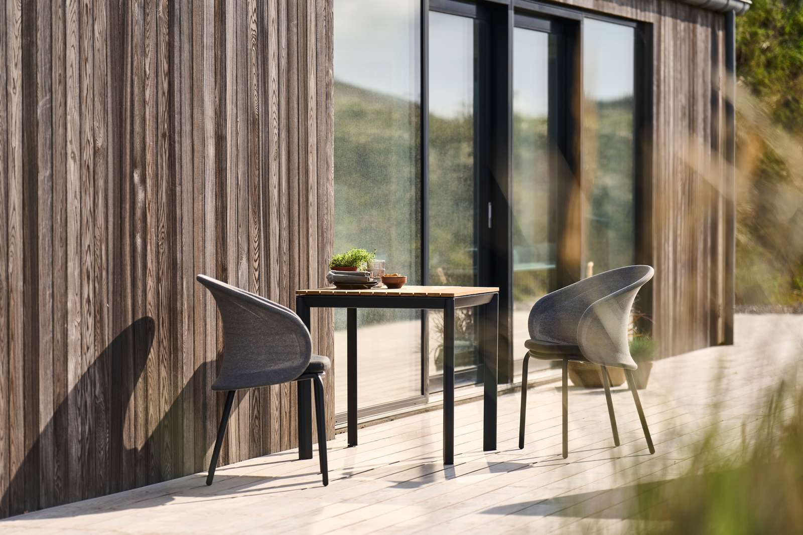 Переработанный пластиковый садовый стул со встроенной подушкой Mindo Mindo 114 ARCH-00139841 - Вид №12