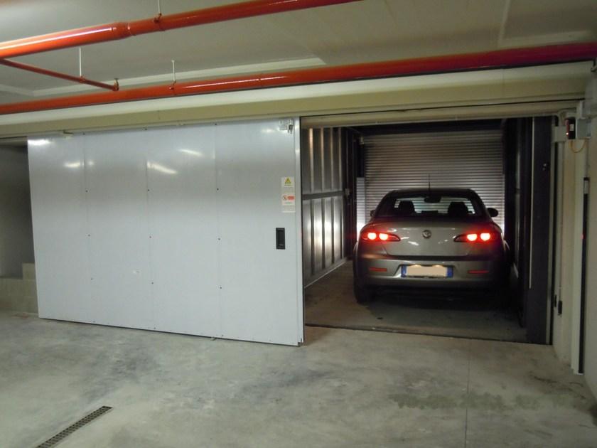 CARMEC Моторизованная противопожарная дверь гаража Portoni e cancelli sun-id-1371448 - Вид №3