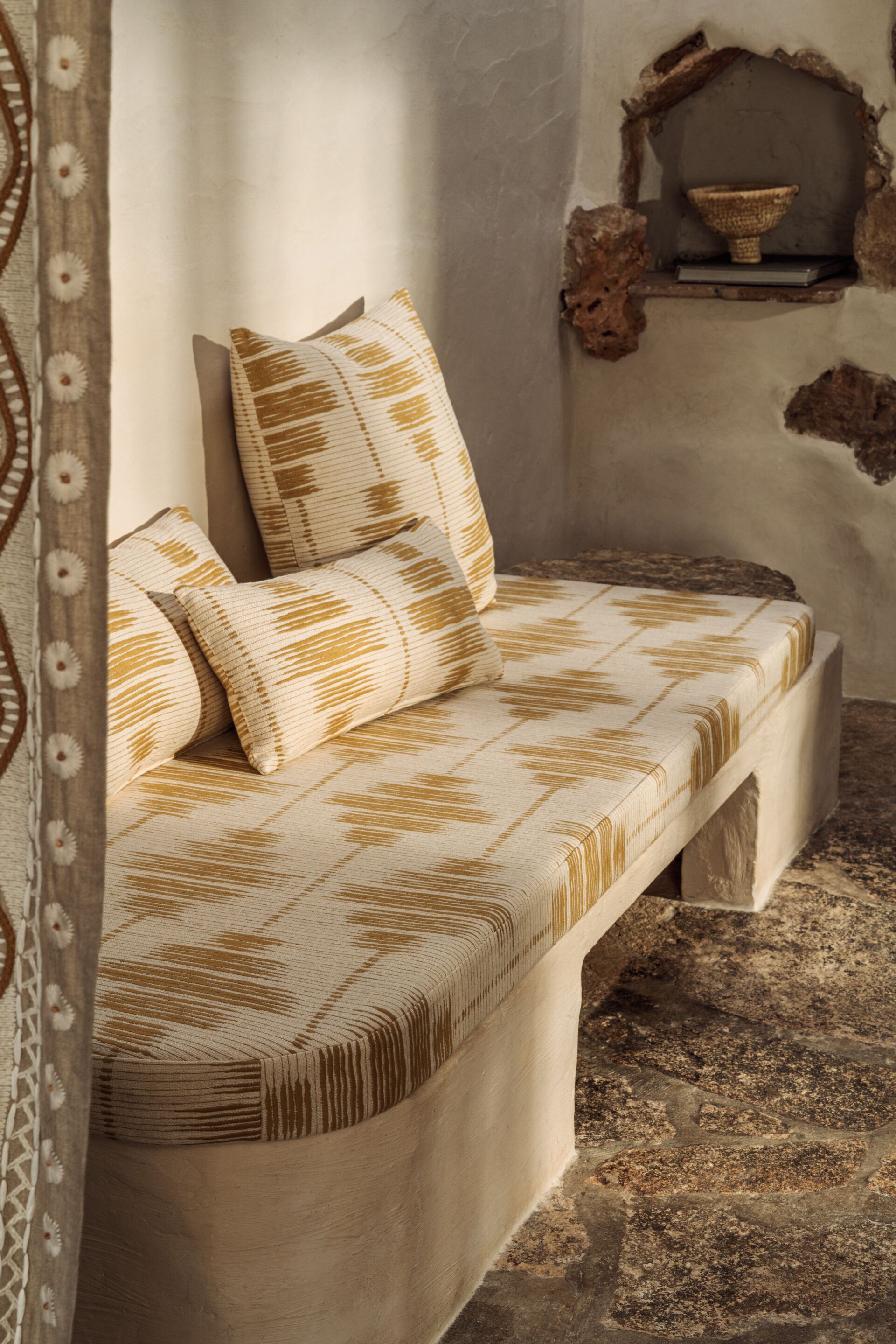 Хлопчатобумажная ткань с вышивкой Élitis Baléares ARCH-00107396 - Вид №1