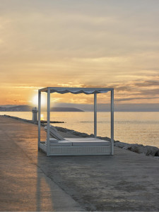 107114 Кровать lounge без штор Point Sunset