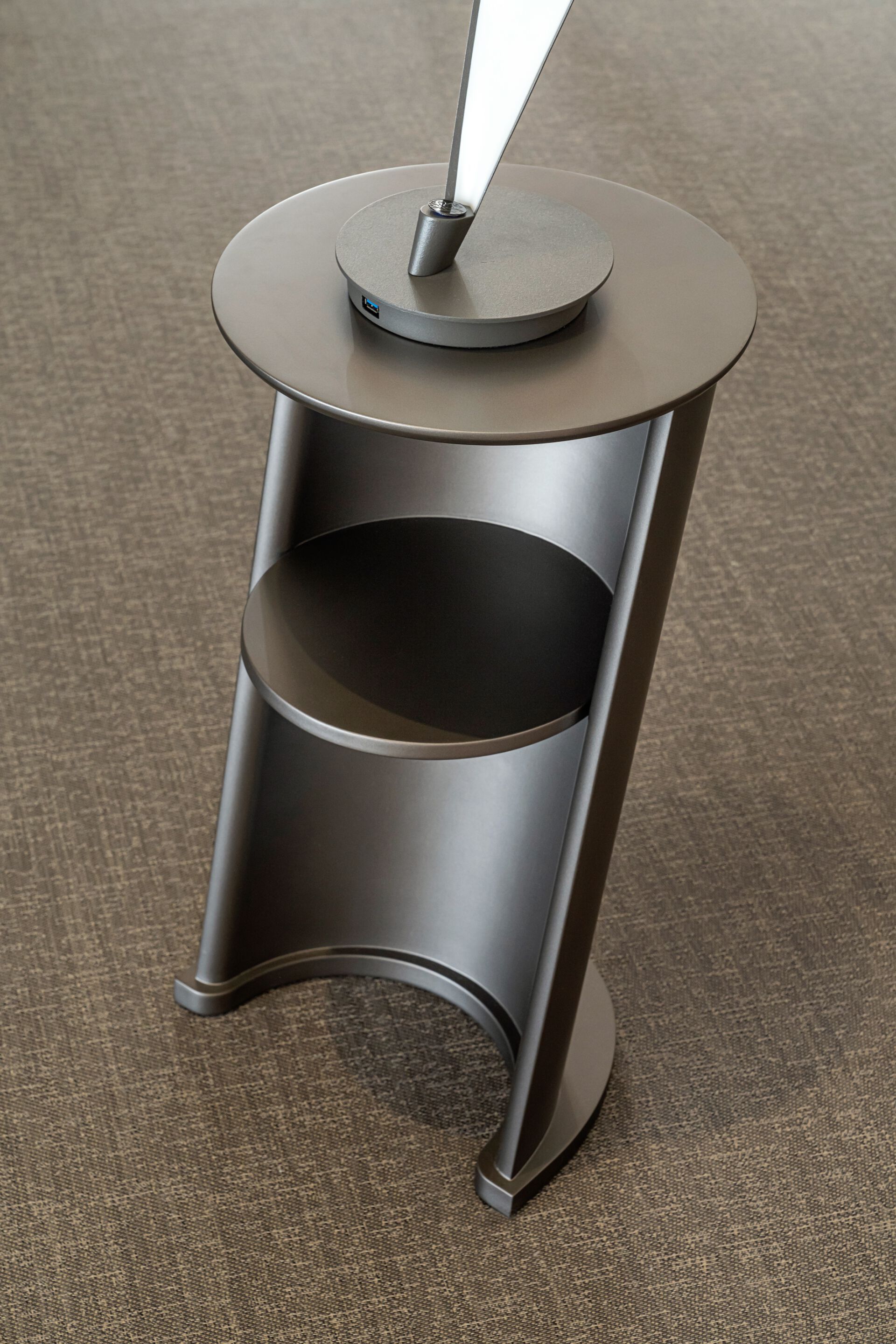 Светодиодная настольная лампа с USB-разъемом Bizzotto Italia ARCH-00038826 - Вид №3