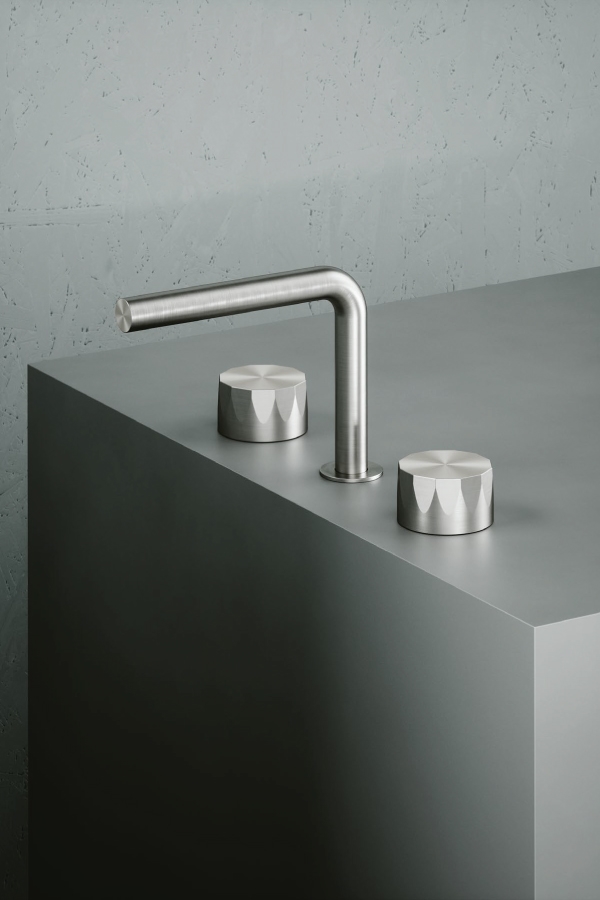 Hb. 15 31В. Смеситель с тремя отверстиями Quadrodesign 15 31V - Вид №1