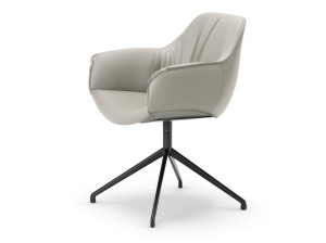 Кожаный поворотный стул с подлокотниками