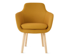 Тканевое кресло с подлокотниками