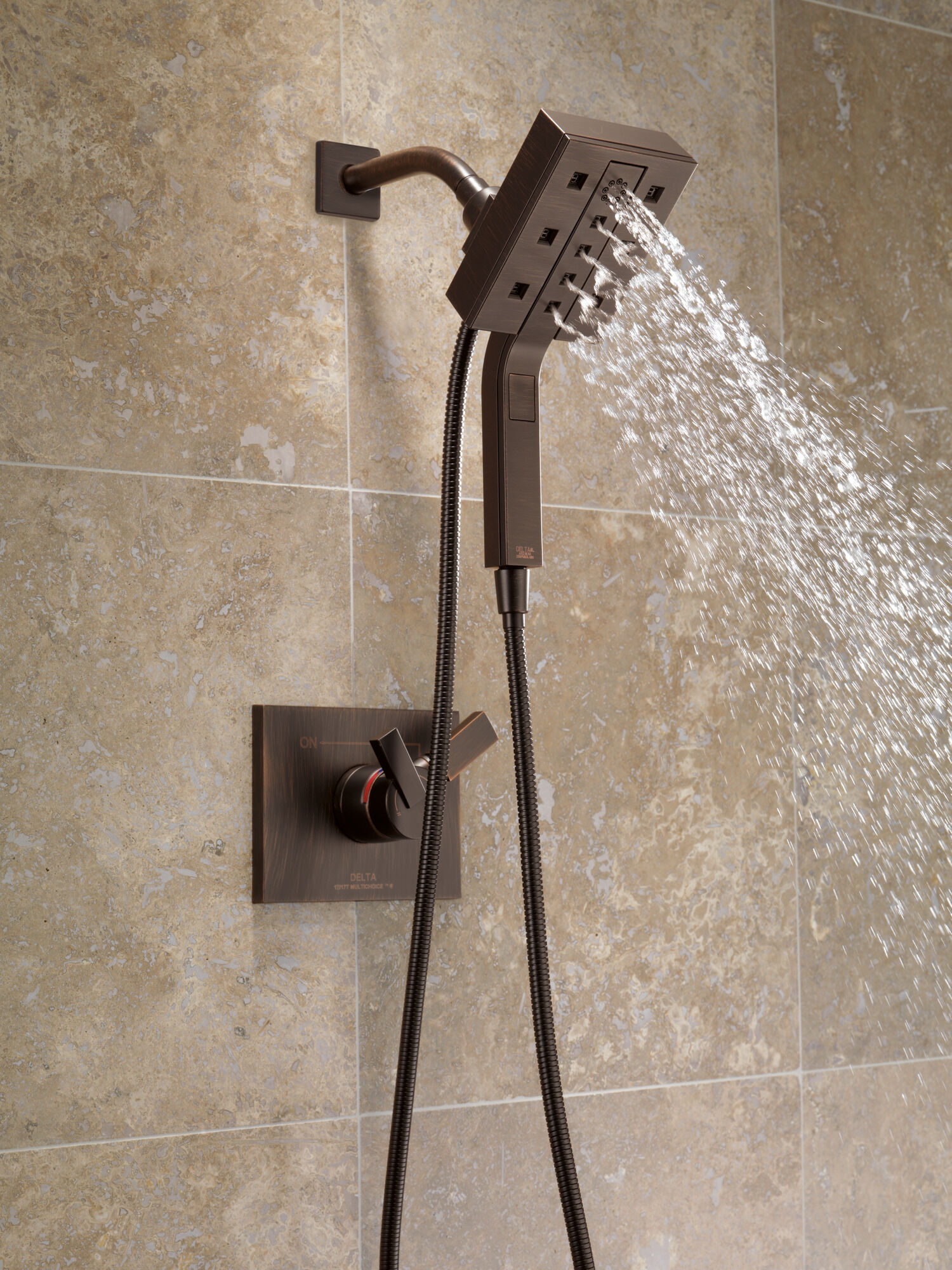 58473-RB H2Okinetic® In2ition® Душ два в одном с 4 настройками Delta Faucet Universal Showering Венецианская бронза  - Вид №10