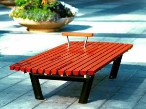 Nola Industrier Скамейка из сосны без спинки Sergel