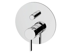 Однорычажный встраиваемый смеситель для ванны с переключателем