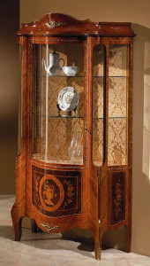 Витрина  SERAFINO MARELLI 1080