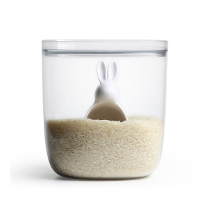 QL10324-CL-WH Контейнер с мерной ложкой bella bunny 3,5 л Qualy