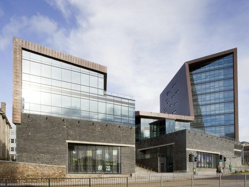 PILKINGTON ITALIA Селективное низкоэмиссионное стекло с солнцезащитным фильтром sun-id-1469936 - Вид №1