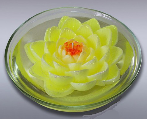 3368 Свеча "Плавающая" 4.5 х 1.1 см 125 г 4.5 см лилия желтая Омский Свечной 