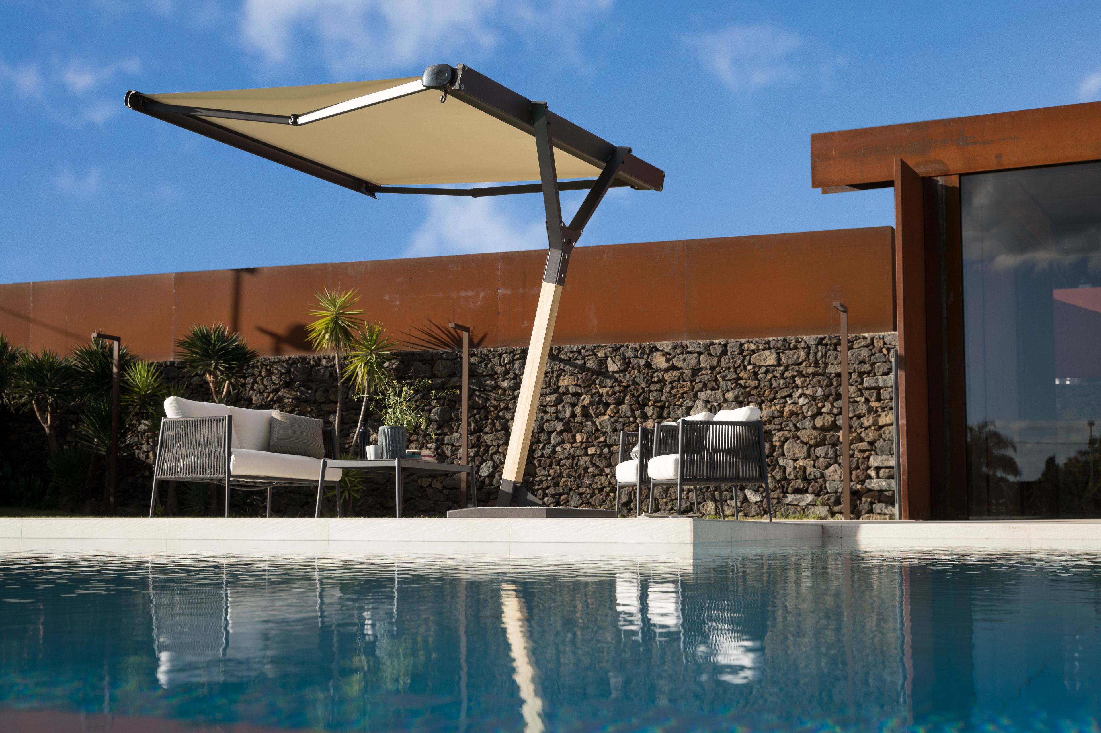 Прямоугольный зонтик из оцинкованной стали и ироко Unopiù Саленто ARCH-00057561 - Вид №10