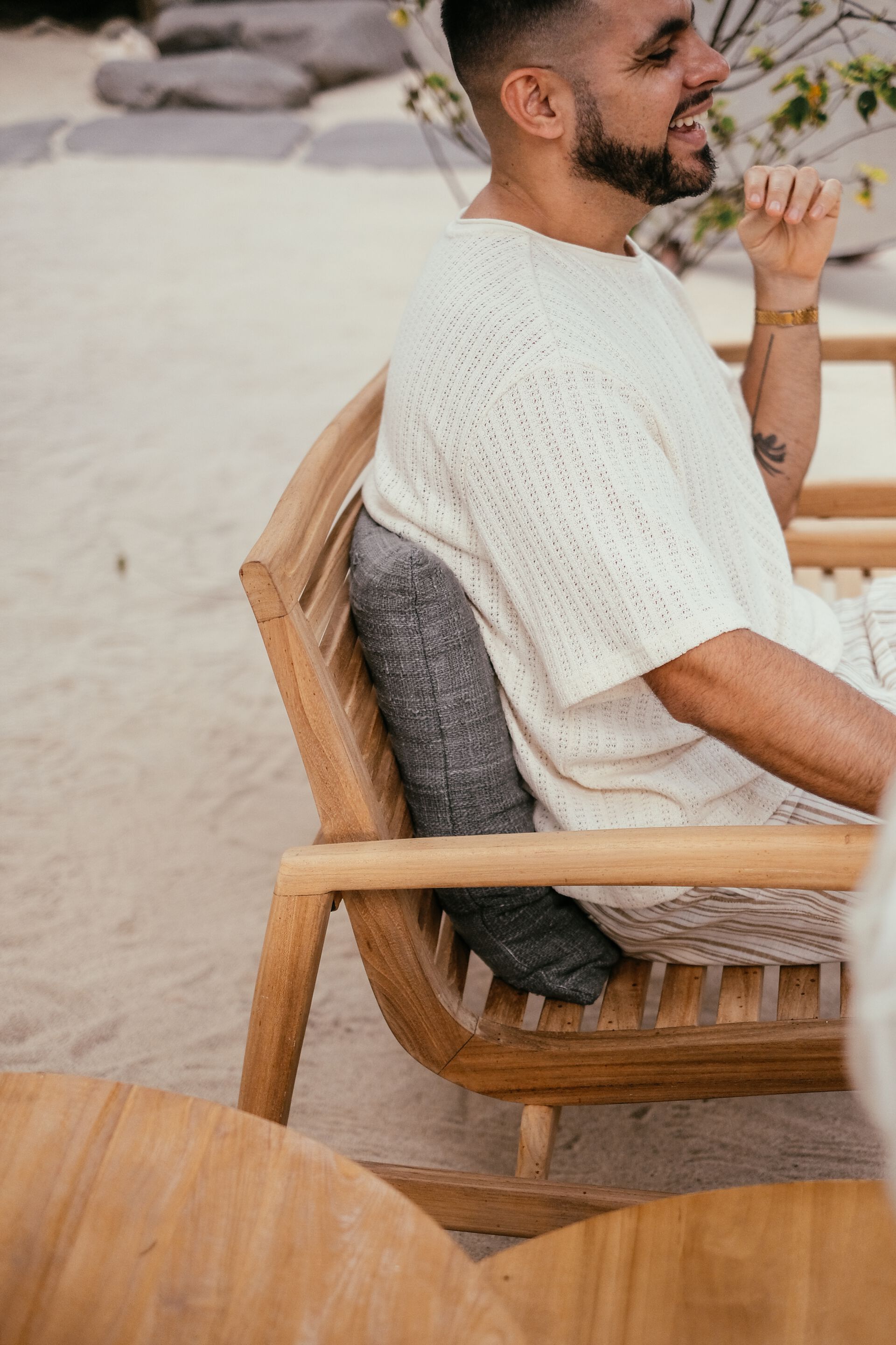 Садовая скамейка из тикового дерева со спинкой cbdesign ралли ARCH-00130565 - Вид №2