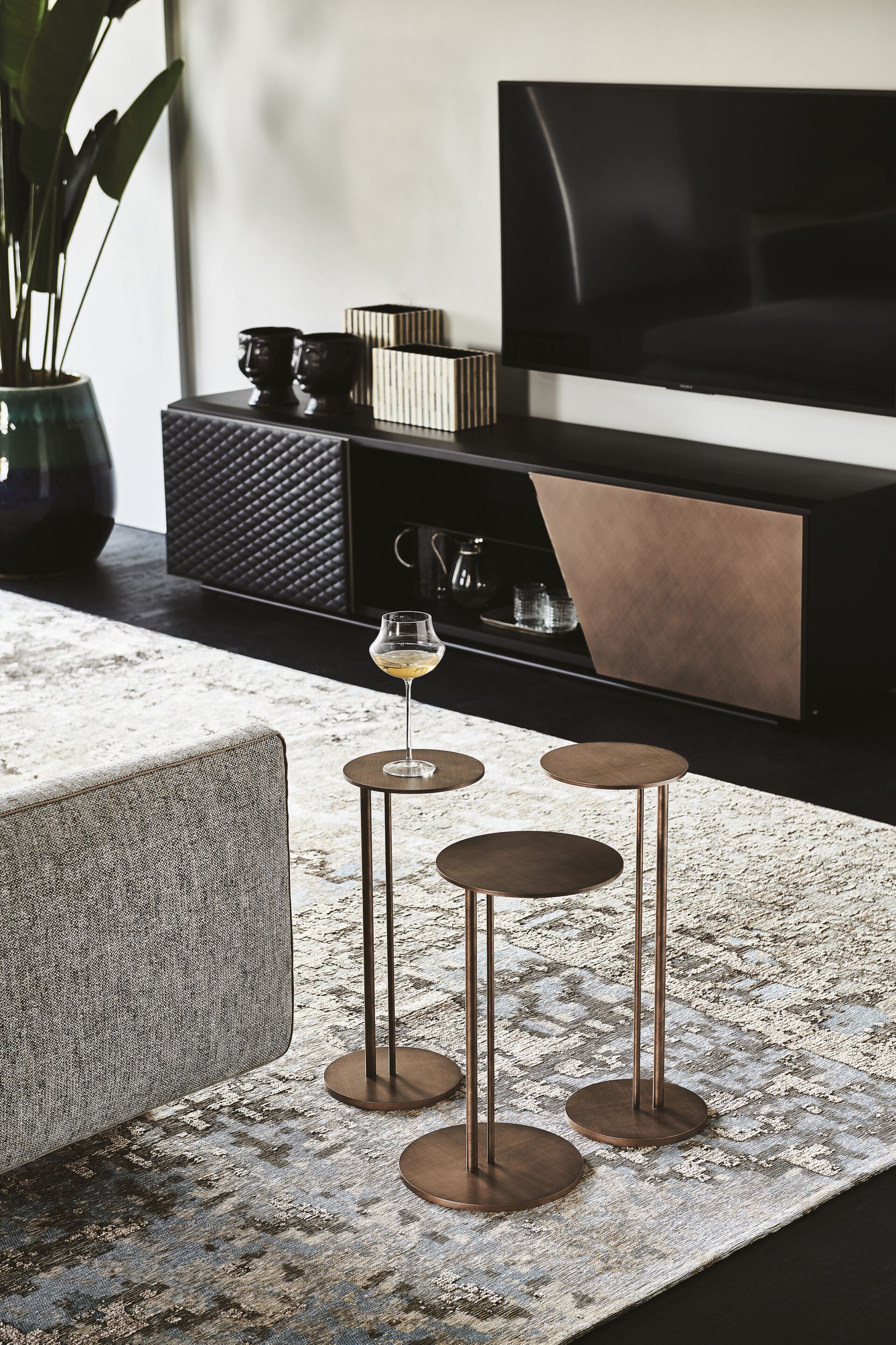 Круглый стальной журнальный столик Cattelan italia STING BRUSHED ARCH-00023117 - Вид №4