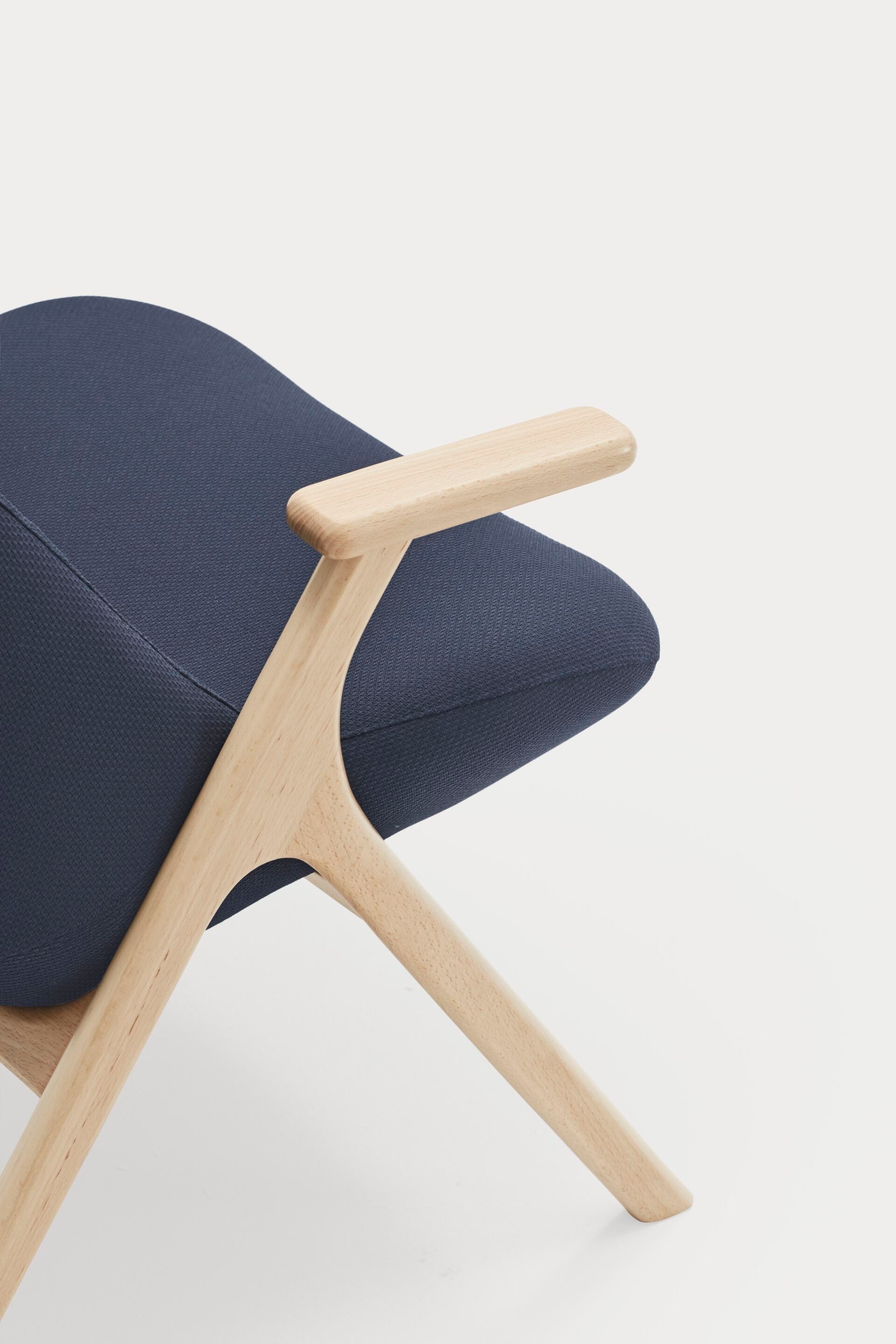 Полиэфирное кресло с подлокотниками TEULAT Dins ARCH-00089865 - Вид №8