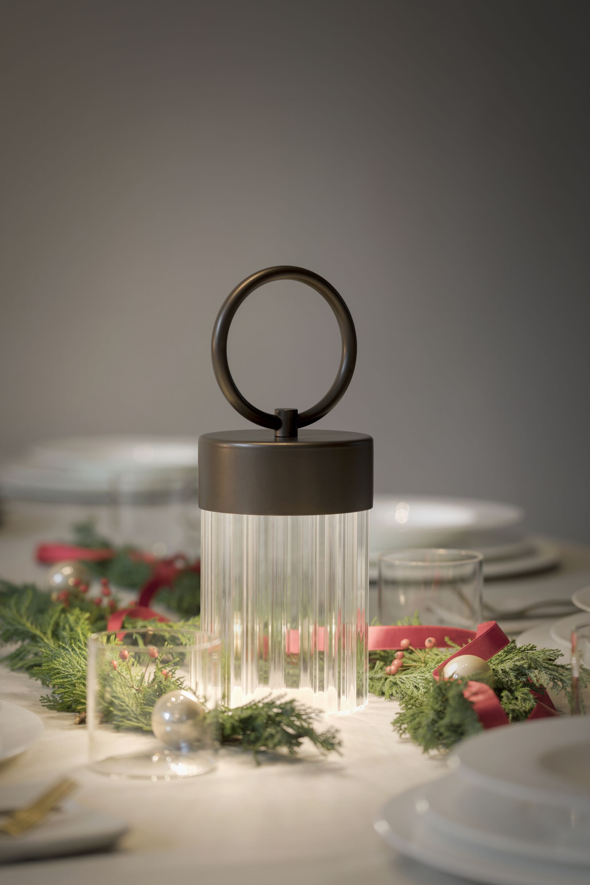 Светодиодная настольная лампа из плексигласа® с USB-зарядкой Contardi CLARETTA ARCH-00101103 - Вид №5