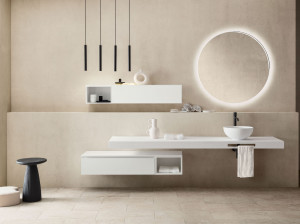 Матовый лакированный деревянный подвесной умывальник