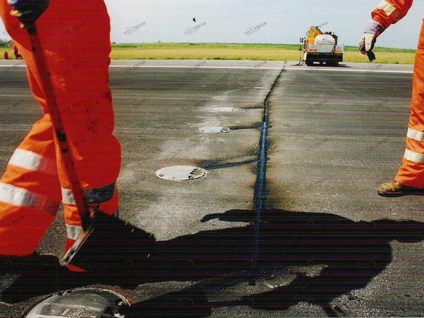 MAGE Битумная мастика для герметизации sun-id-1456866