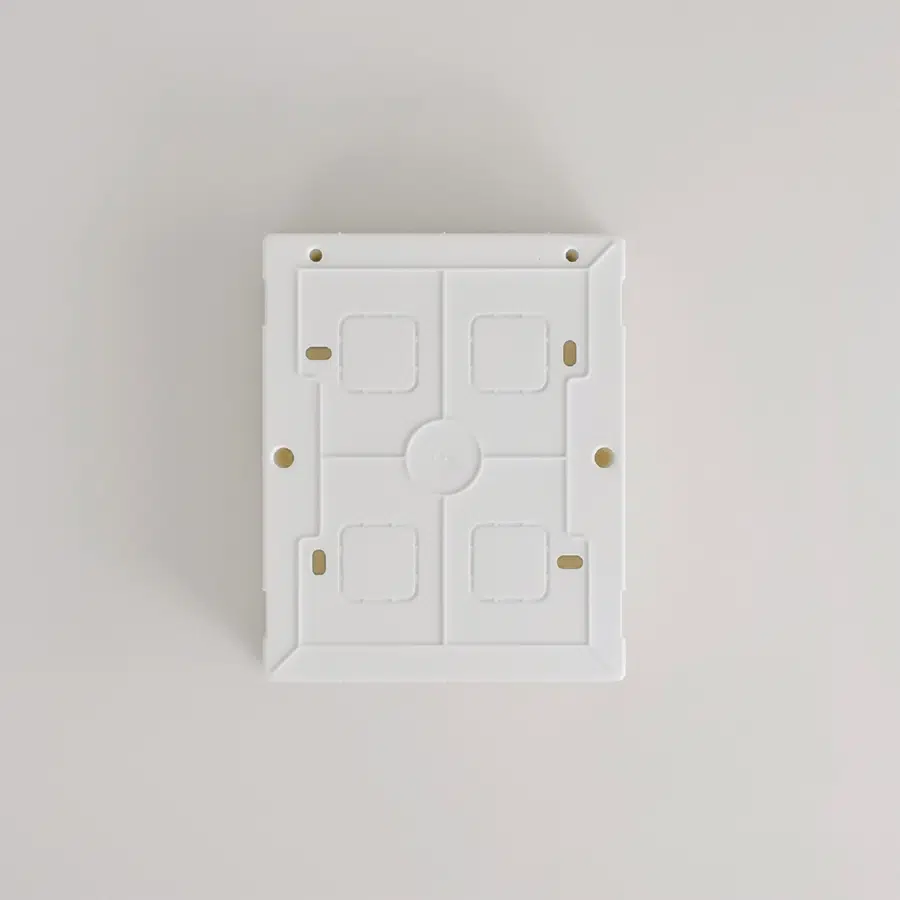 LUXRAY Бокс с прозрачной крышкой ЩРВ-П-6 для внутренней установки LEZARD 731-1000-006 - Вид №4