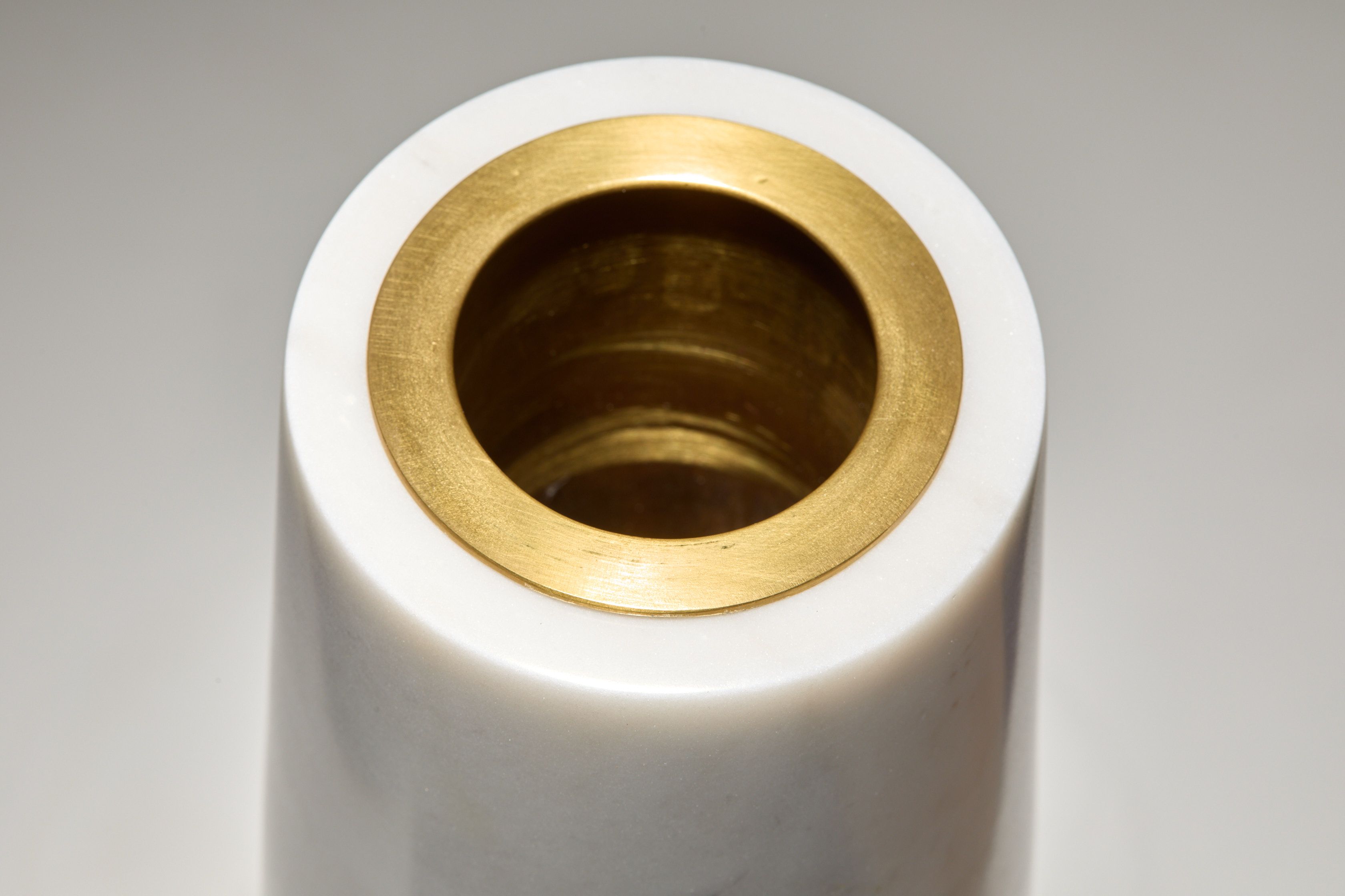 Мраморная ВАЗа REDA AMALOU DESIGN ARCH-00093605 - Вид №1