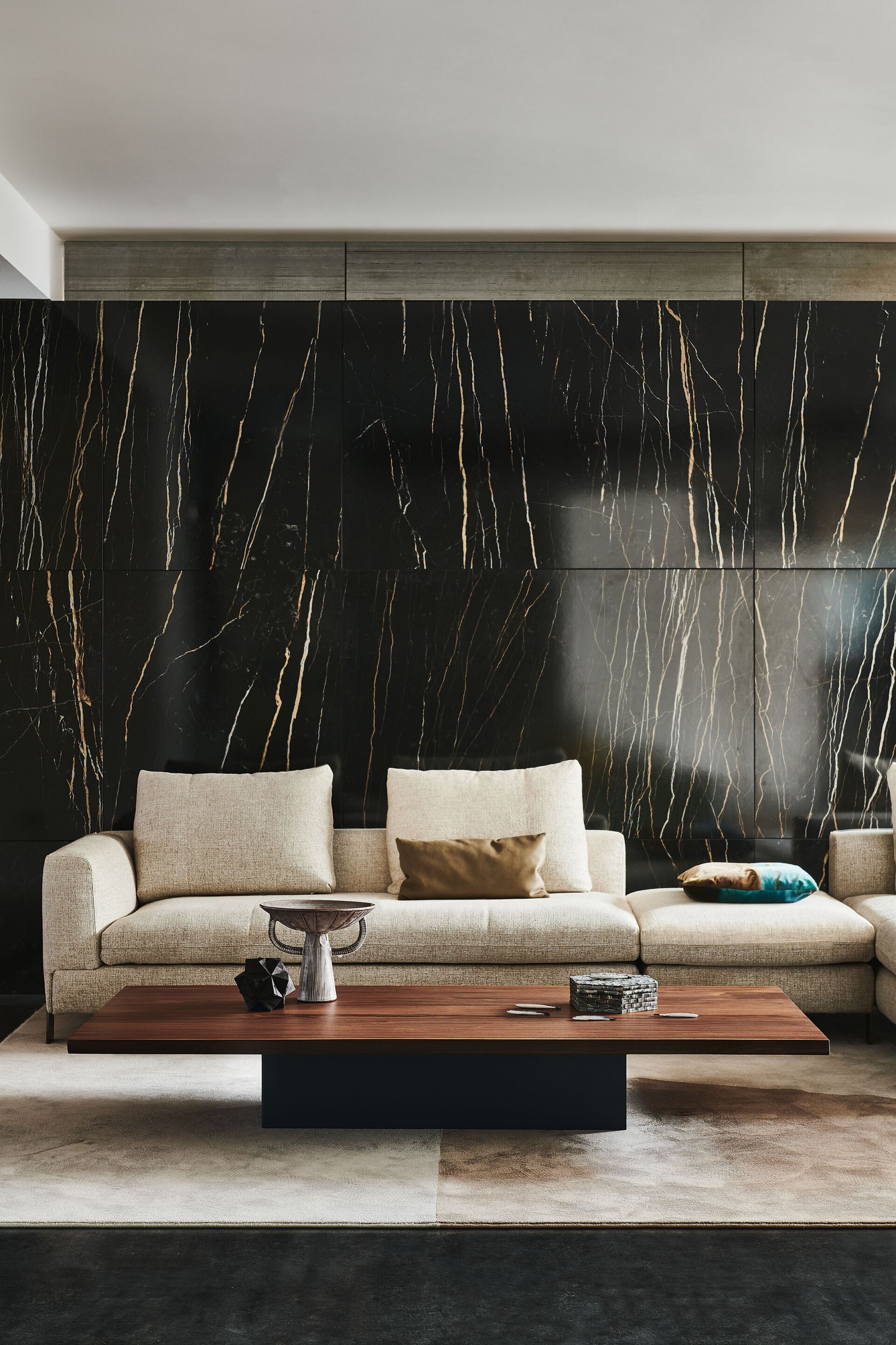 Низкий прямоугольный журнальный столик из грецкого ореха Cattelan italia IDEM ARCH-00131749 - Вид №1