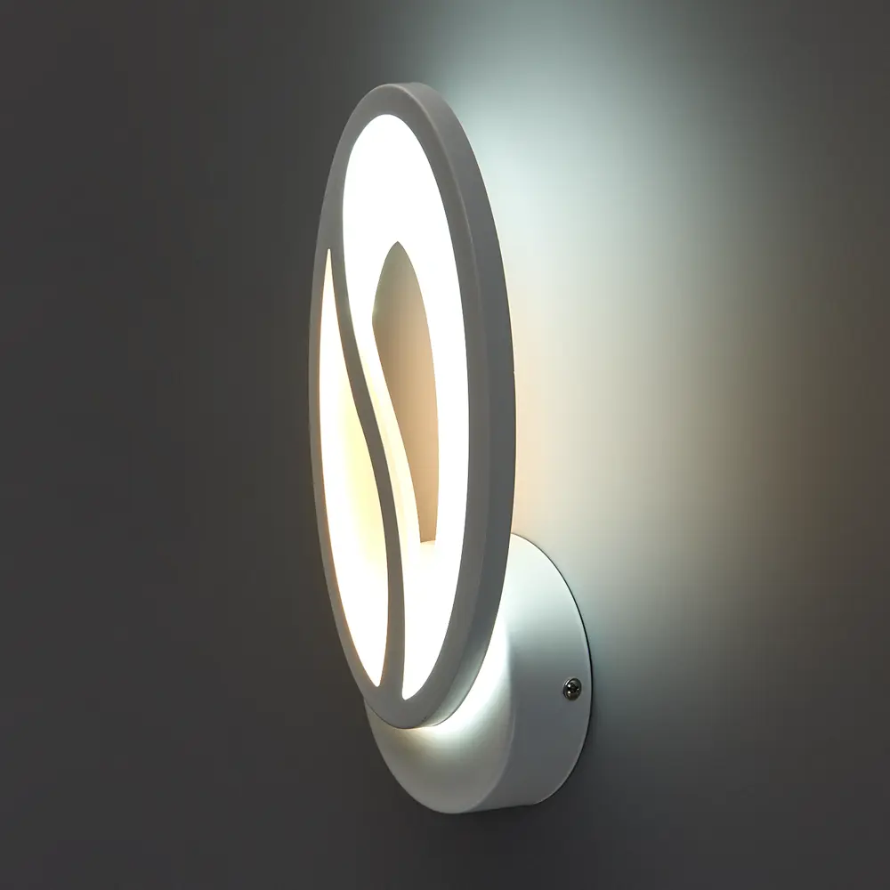 Светодиодное бра Escada 10222/1LED — современное освещение для спальни и гостиной 82739974