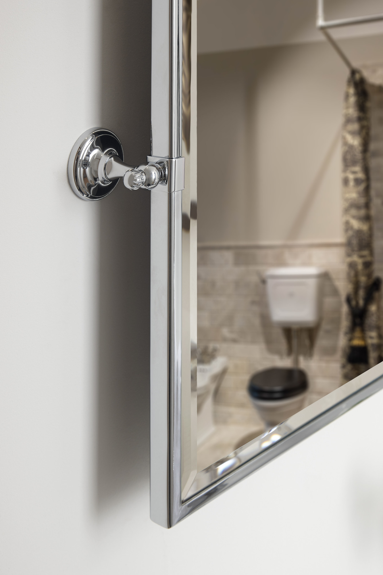 Traditional bathrooms Зеркало для ванной Kingston овальное Tb6383.nk  - Вид №1