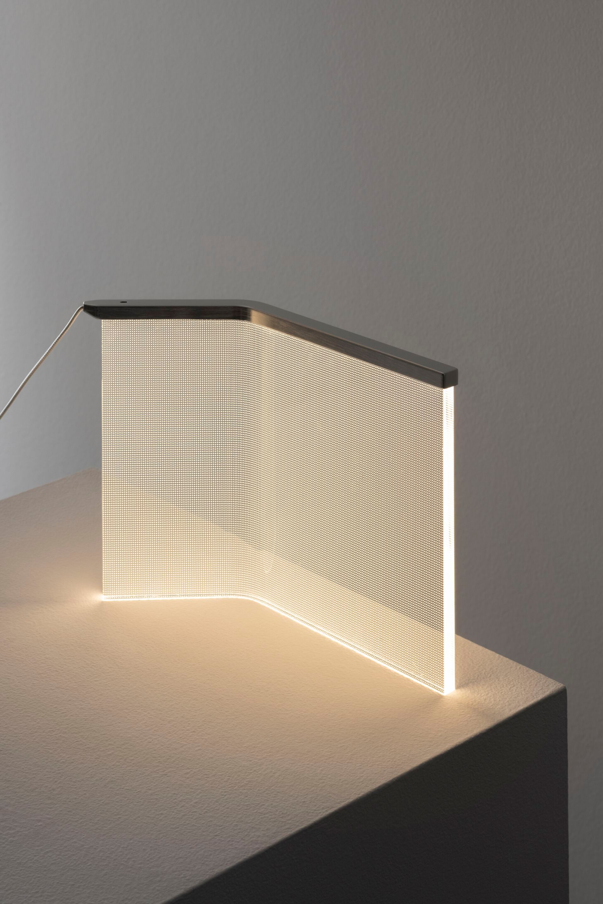 Металлическая настольная лампа Artemide WISH YOU WERE HERE ARCH-00126181 - Вид №2