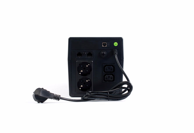 SKAT-UPS 1000/600 ups 220v 600w 2 batteries 7ah int. meander. voltage stabilization Бастион  - Вид №2