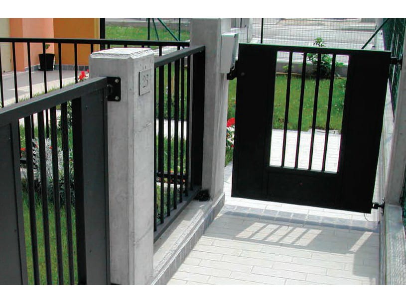 Распашные ворота GRIDIRON ARCH-00144531