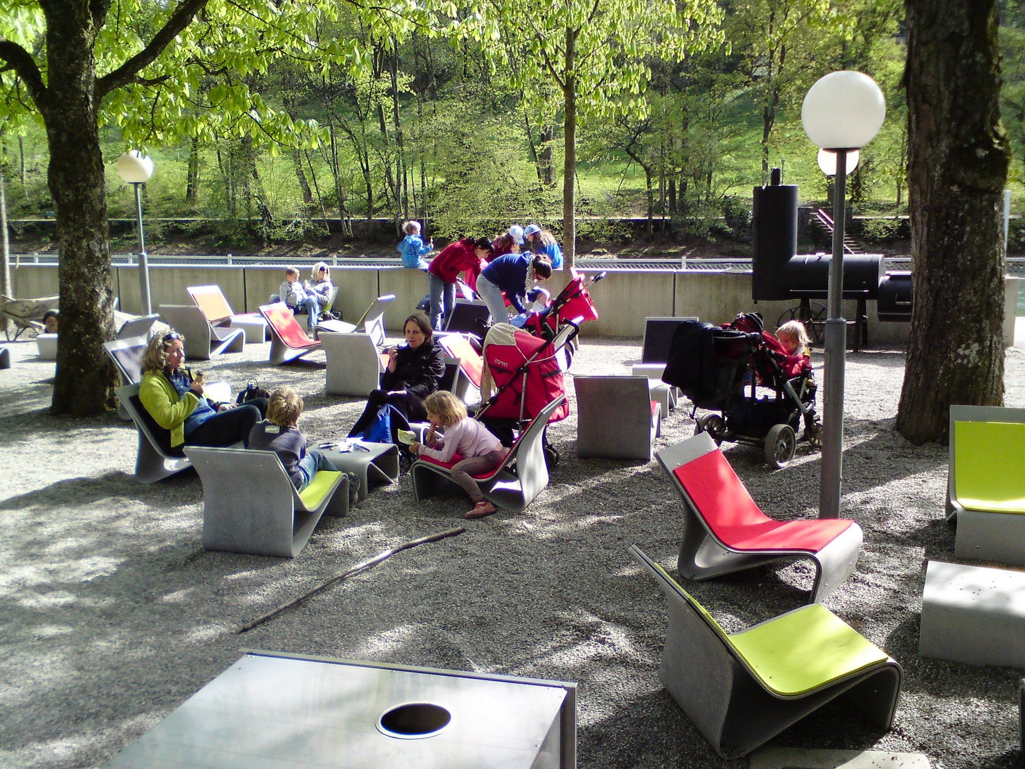 Бетонный низкий садовый столик SWISSPEARL дизайн ARCH-00086128 - Вид №13