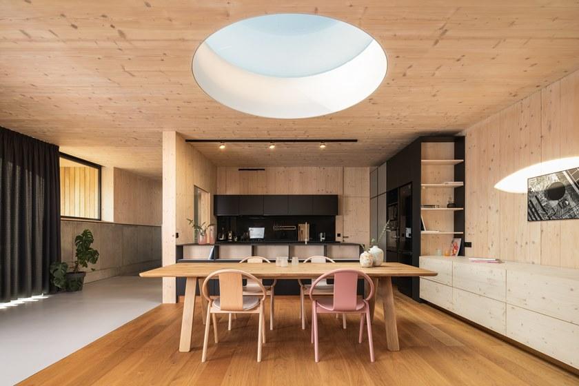 TON Штабелируемый стул с подлокотниками Again 314 005 - Вид №13