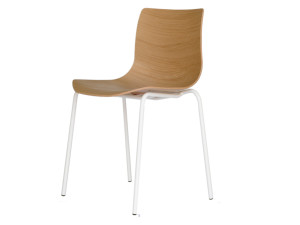 Стул из фанеры и стального основания