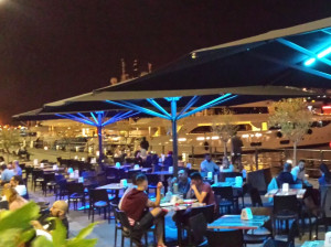 Квадратный зонтик с освещением