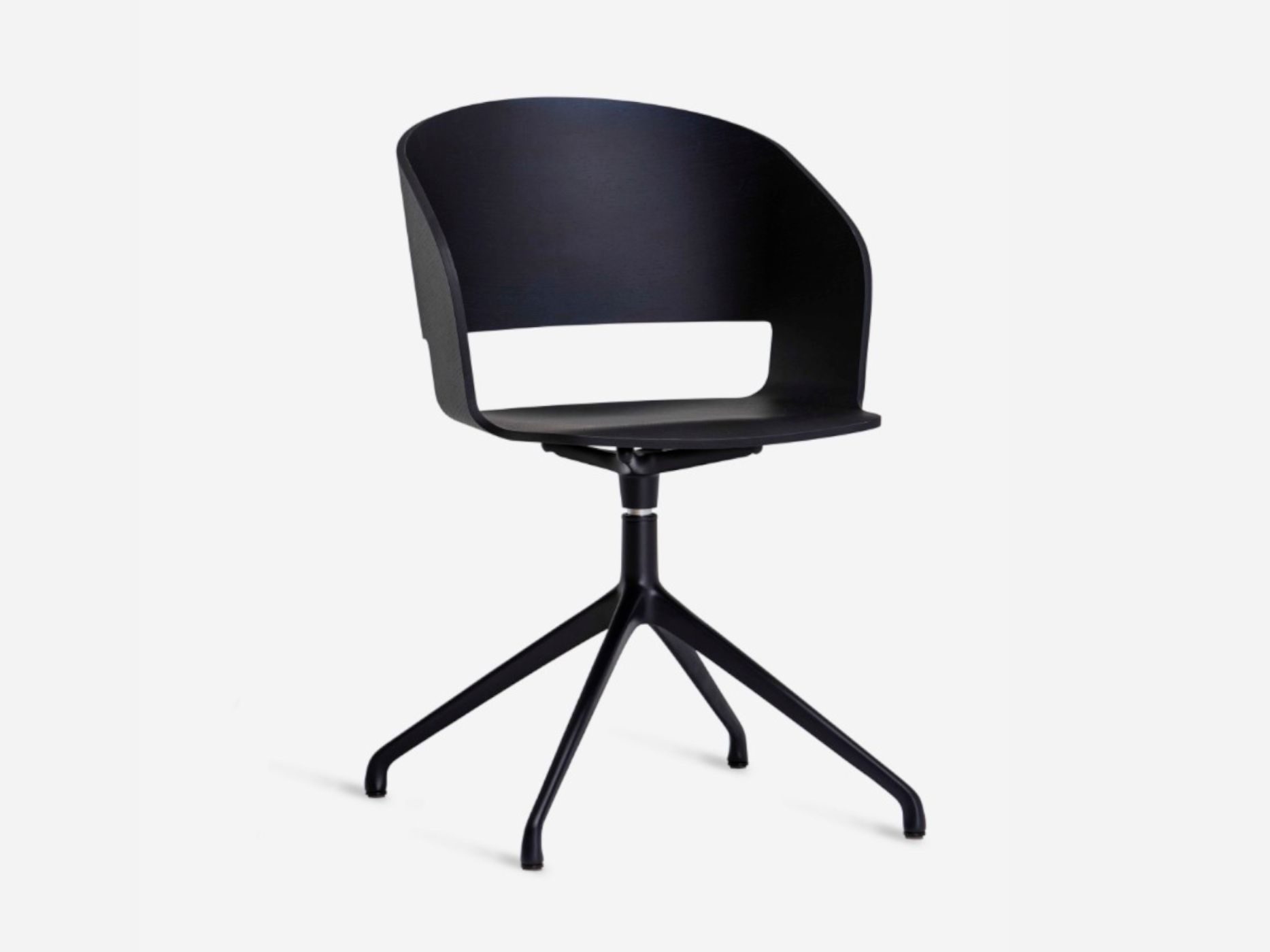 Стул на насесте из ясеня с подлокотниками Vergés Goose ARCH-00044576