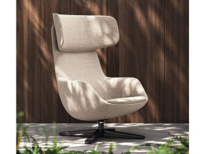 Вращающееся кресло с высокой спинкой