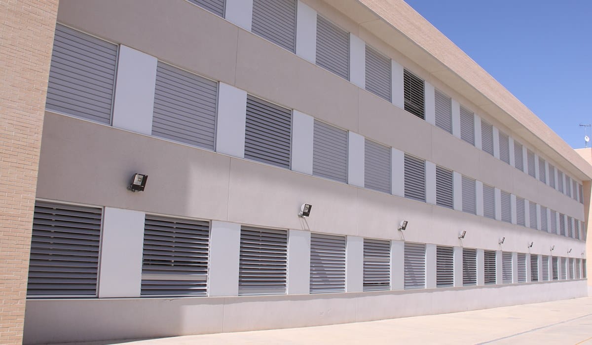 Поворотные алюминиевые жалюзи Saxun AP-75 ARCH-00019639