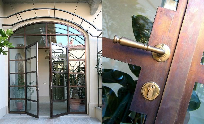 Capoferri Serramenti Распашная дверь с термическим разделением из металла sun-id-1469985 - Вид №10