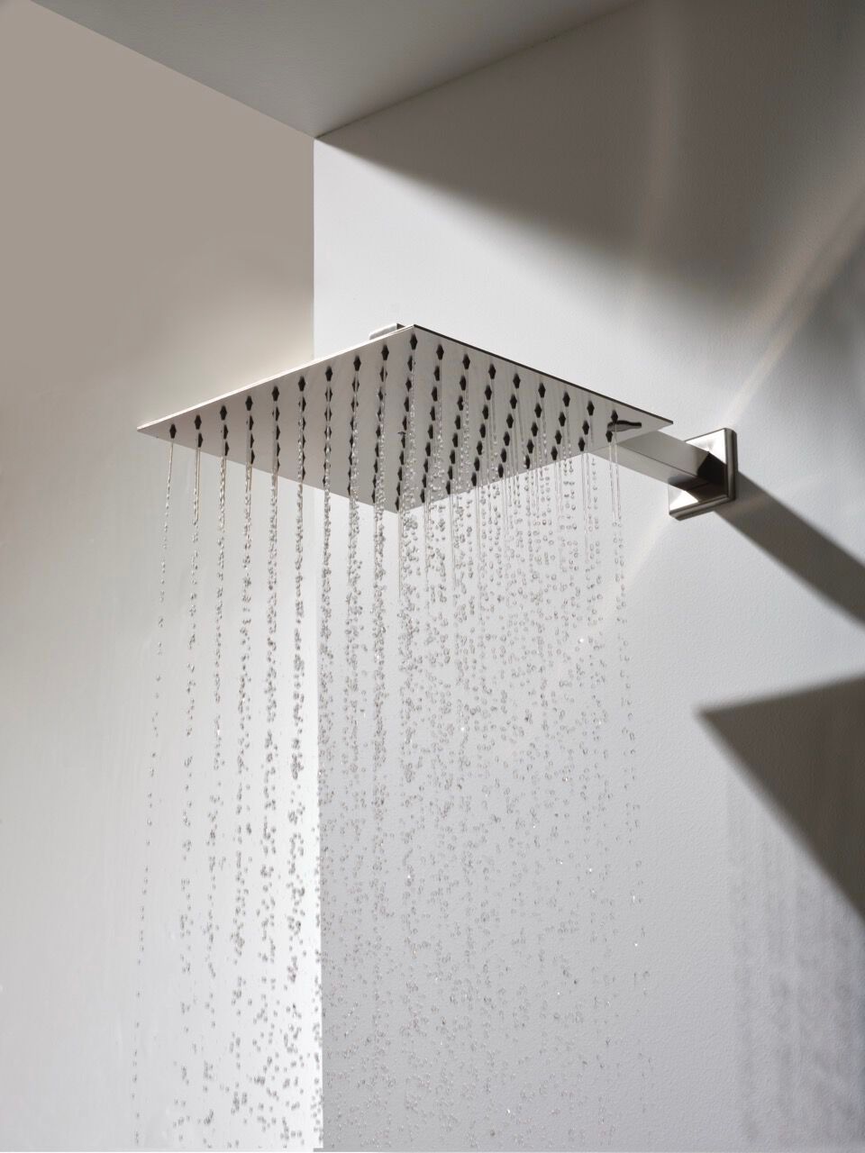 Квадратная душевая головка из нержавеющей стали с кронштейном BEAMTECH HALLEY HALQ256 ARCH-00031600 - Вид №3