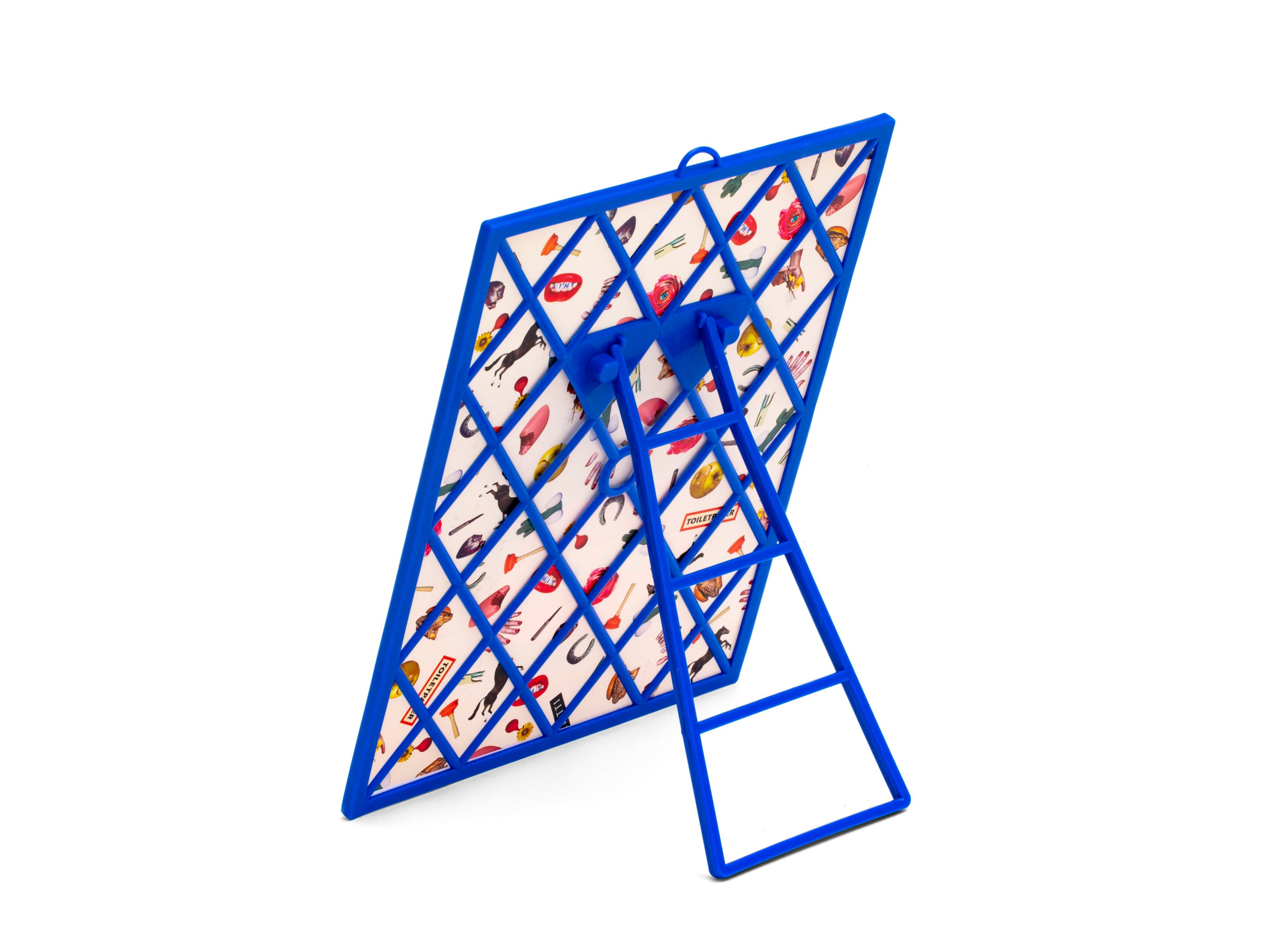 Настенное зеркало с пластиковой рамкой Seletti Seletti wears Toiletpaper ARCH-00112746 - Вид №2