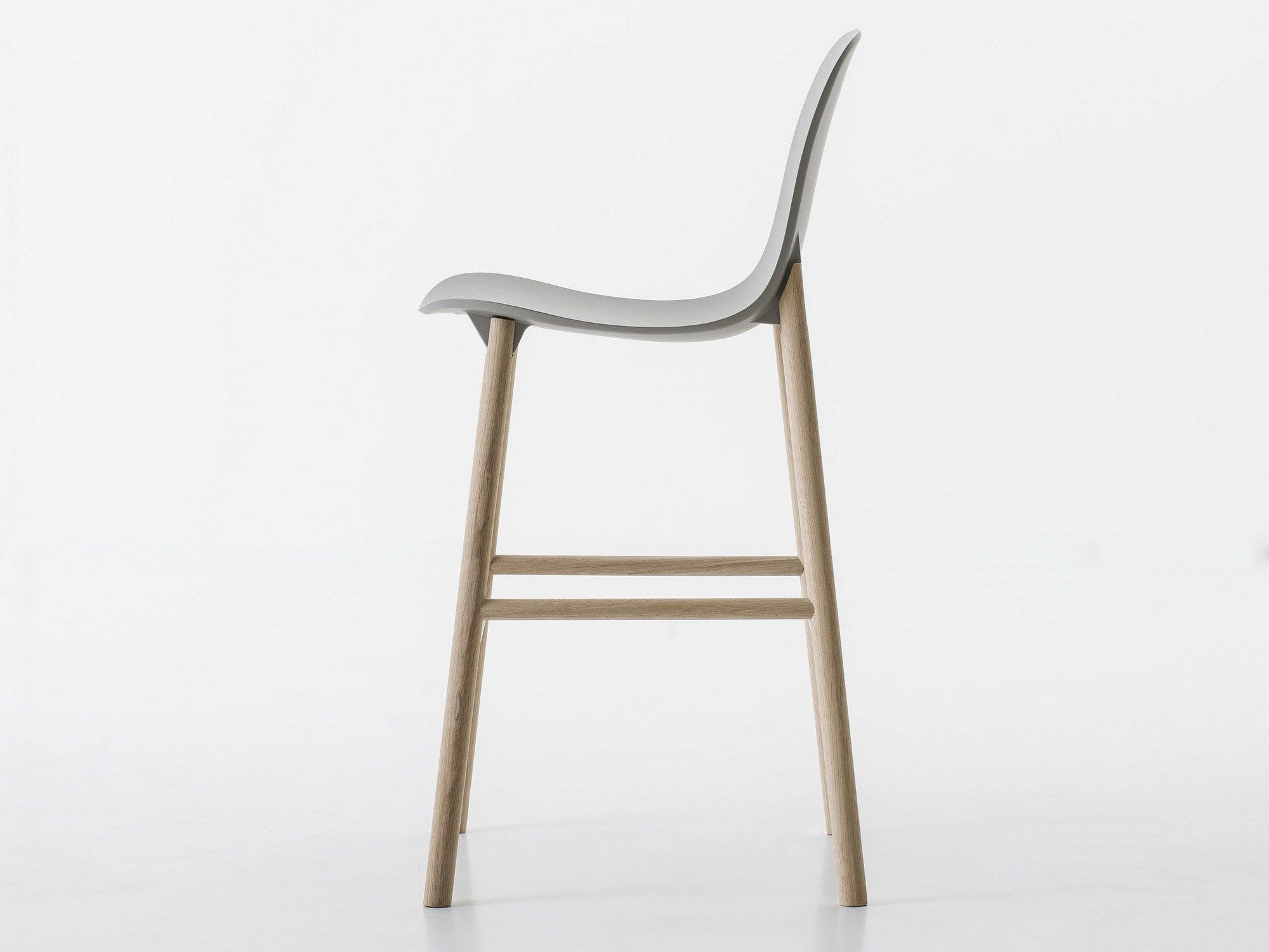 Полиуретановый барный стул со спинкой Kristalia Sharky ARCH-00125105 - Вид №1