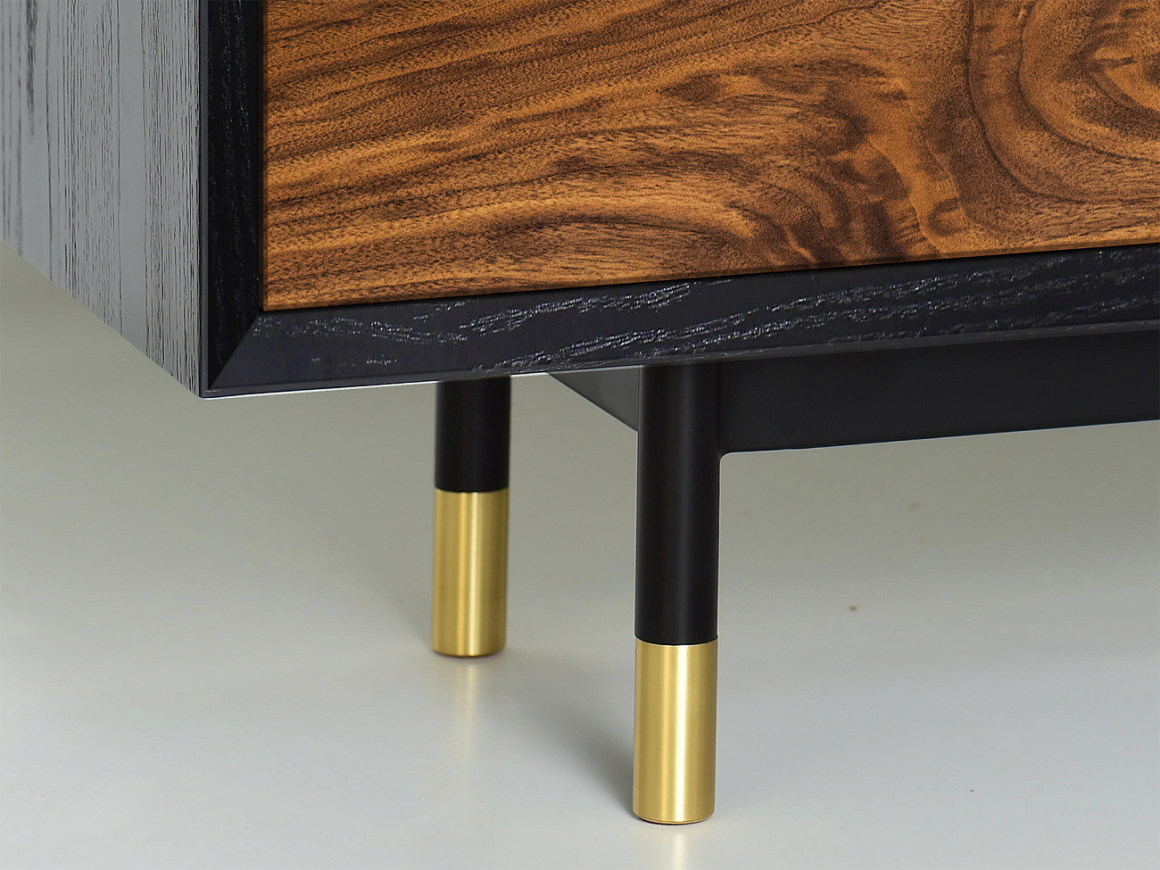 Тумба длинная с 2 дверцами американский орех Impala ACWD IMPALA 00-3981926 Коричневый;черный  - Вид №1