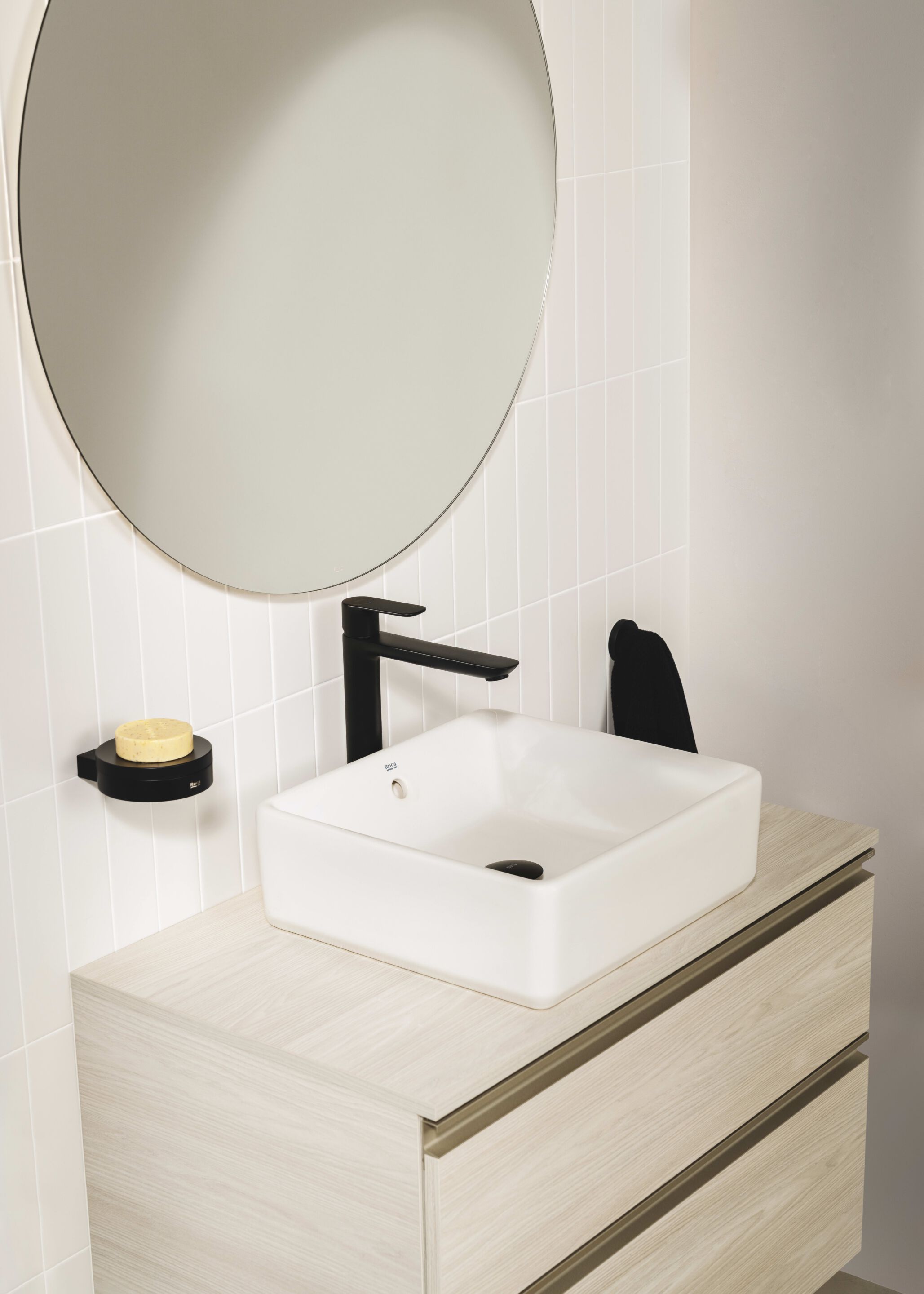 Фарфоровая столешница квадратная раковина Roca The Gap ARCH-00059294 - Вид №2