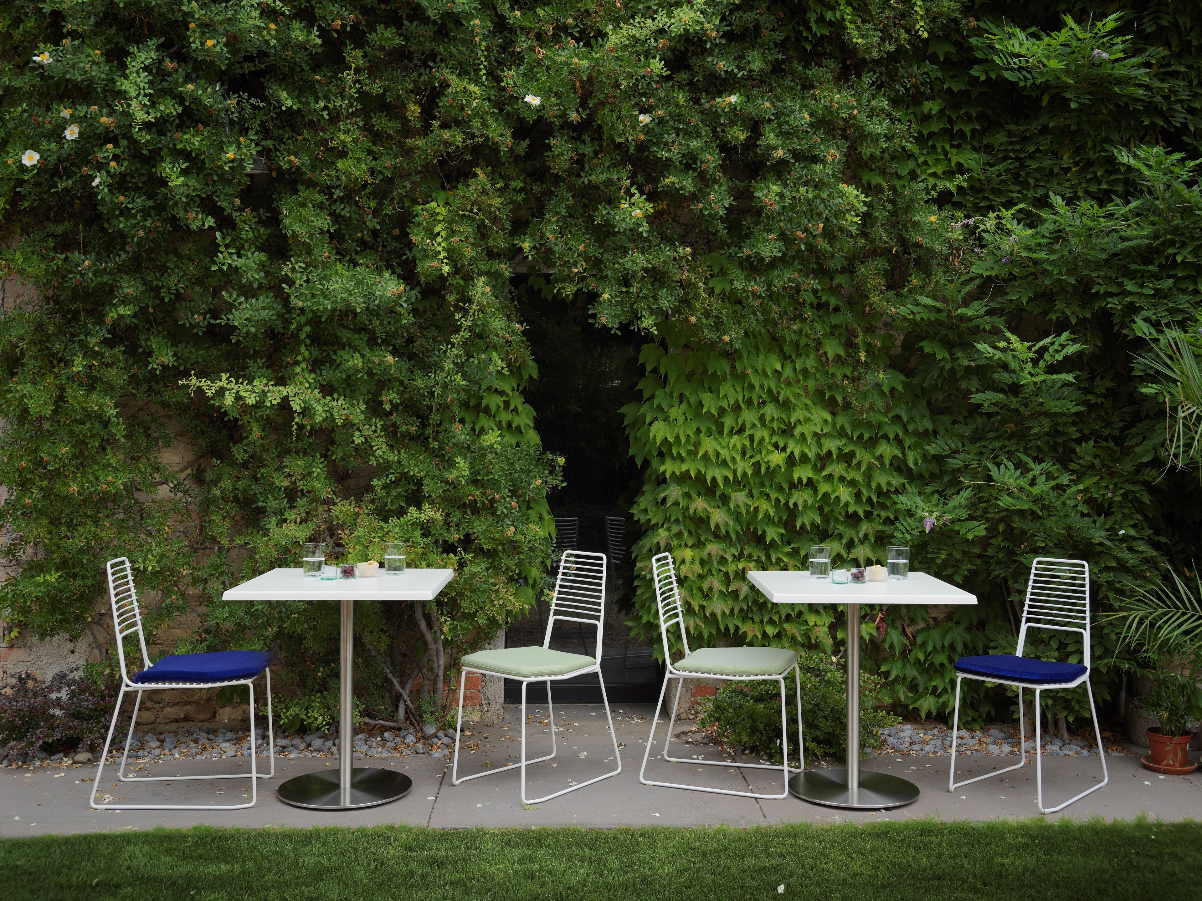 Квадратный стол для бистро Casamania & Horm T1-T2-T4 ARCH-00098622 - Вид №1