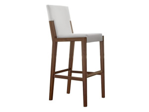 Высокий барный стул