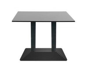 Прямоугольный металлический стол