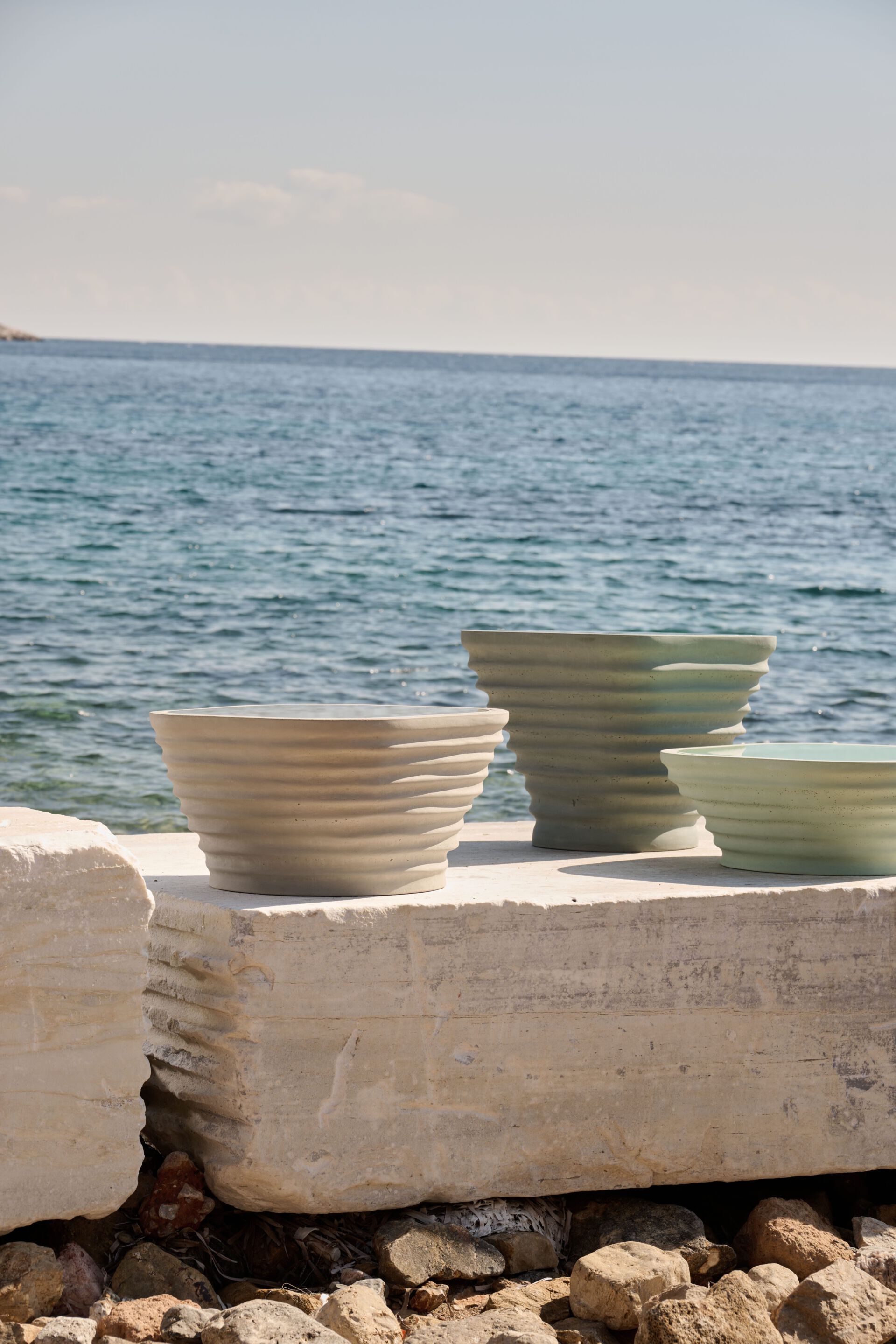 Бетонный журнальный столик URBI et ORBI Medius Terra ARCH-00082031 - Вид №2