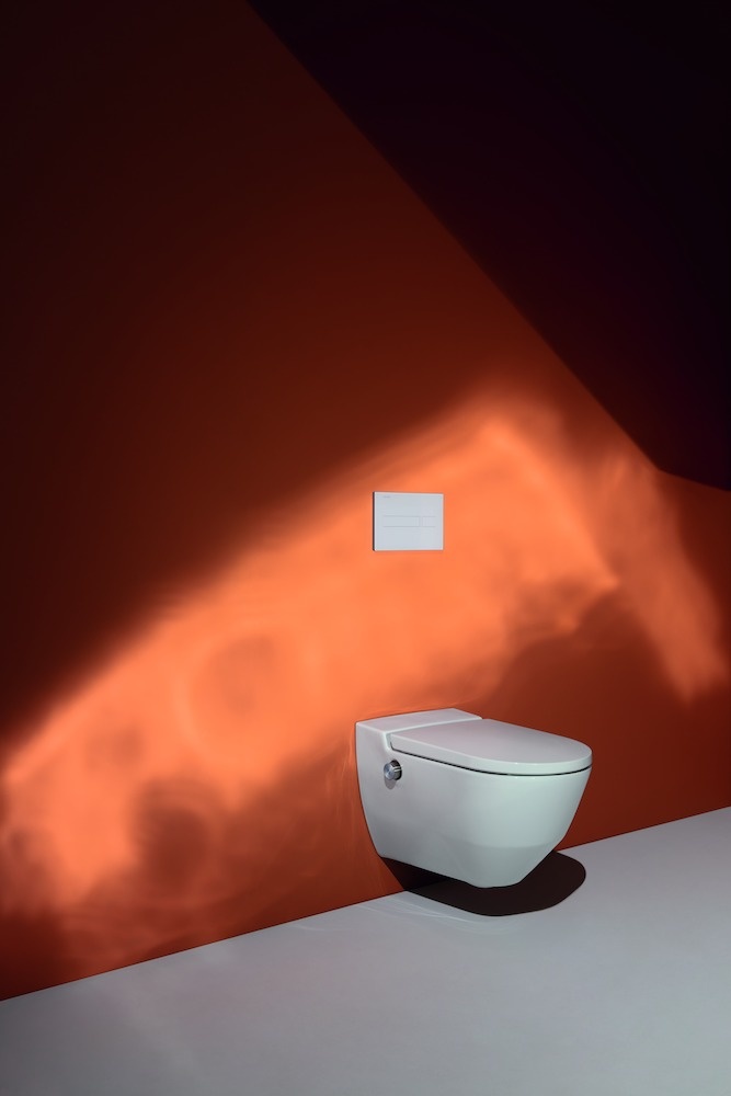 H8206017570001 Подвесной унитаз-биде, безободковый rimless, включает в комплект съемное сиденье с крышкой с механизмом "мягкое закрывание" LAUFEN PRO - Вид №42