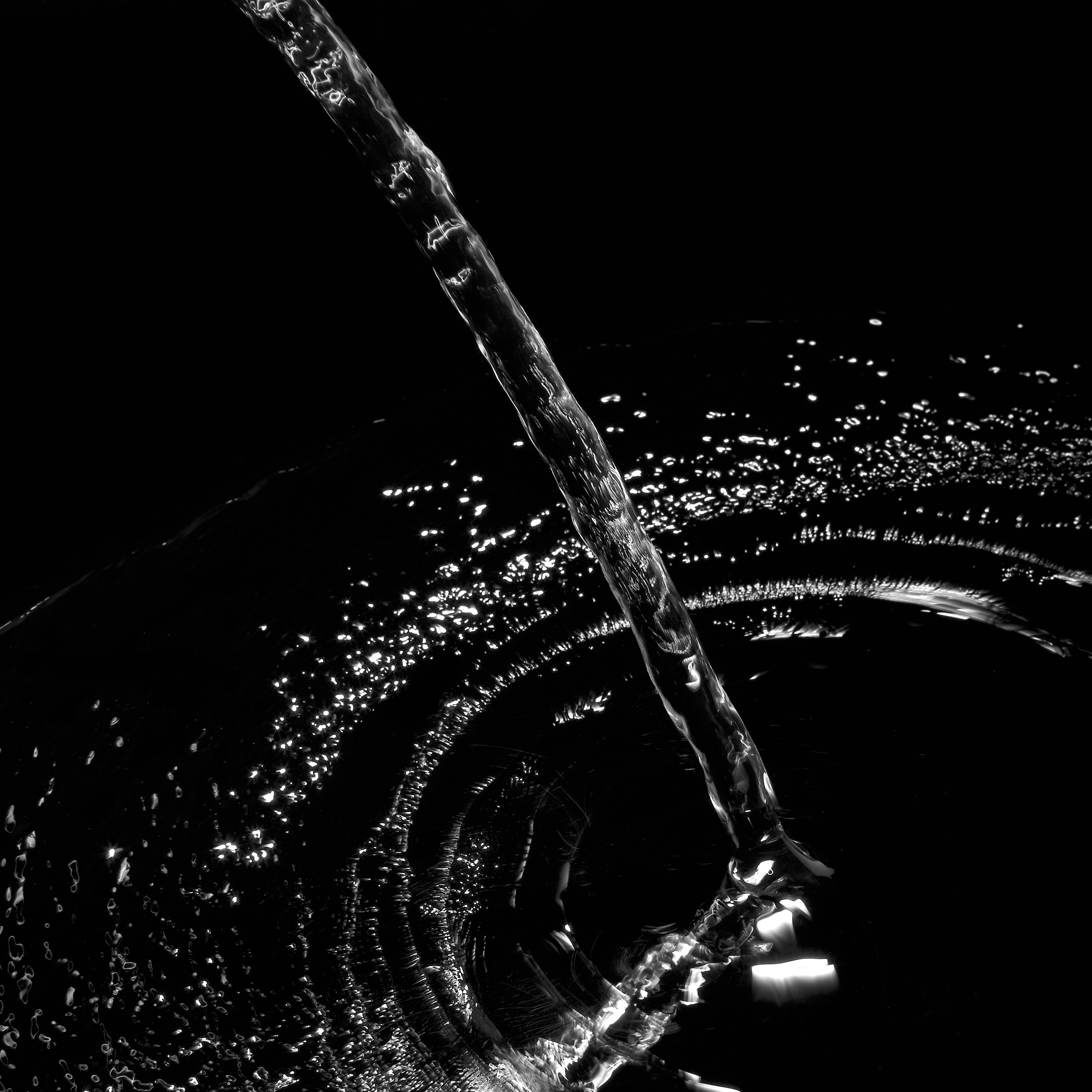 WATER TUBE Настенное колено Кнайпа с держателем шланга и отдельными розетками - Матовый хром 27821979-93 DornBracht - Вид №3